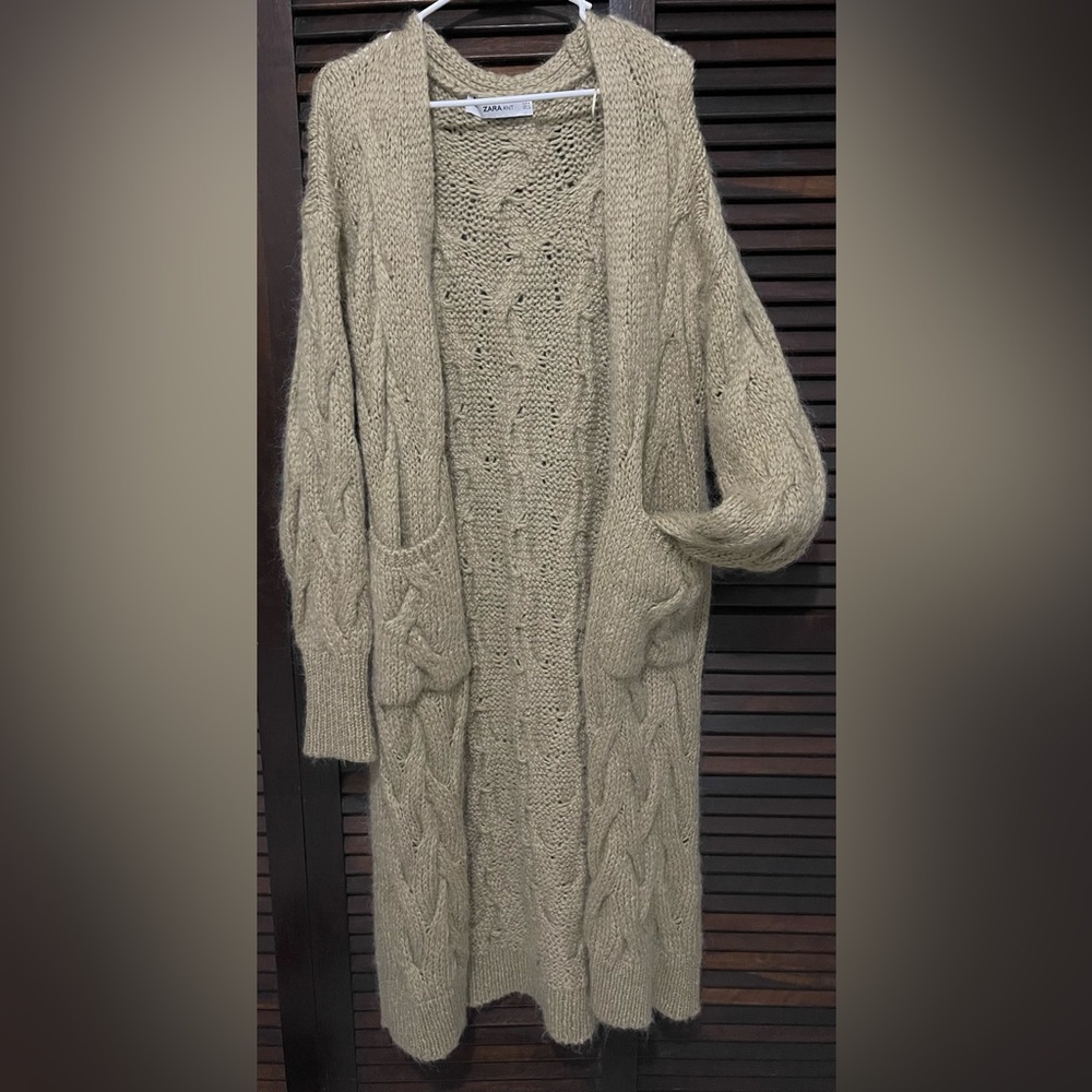 ZARA Knit Cardigan